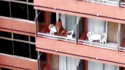 Rambut pirang bokep jepang hot seksi Zoe Parker mendapat hukuman petugas
